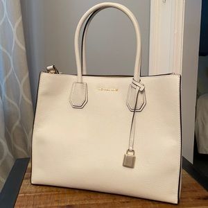 Michael Kors white handbag